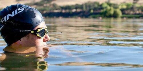 svømmebriller i vand