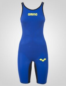 Arena badedragter test - Rygcrawl.dk